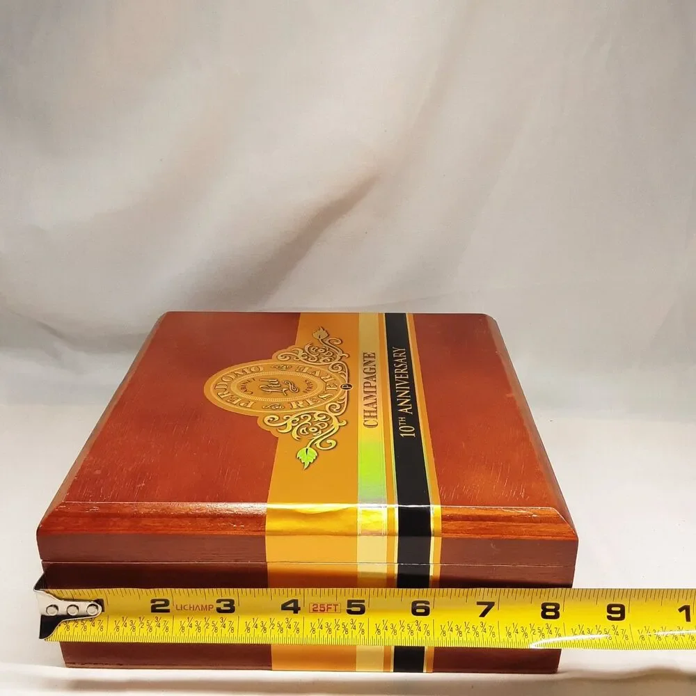 Perdomo Reserve - Epicure Champagne - 10th Anniversary - Empty Cigar Box
